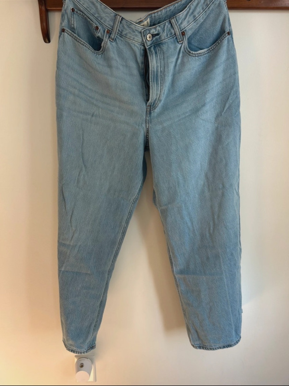 Abercrombie & Fitch Light Blue Boyfriend Jeans